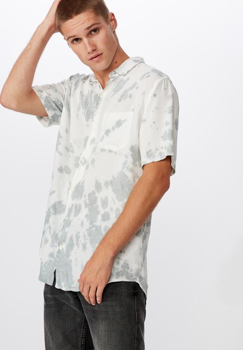 Cotton On - 91 short sleeve shirt - grey & white