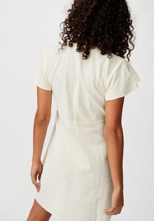 Cotton On - Woven miranda tie front short sleeve mini dress - cream 