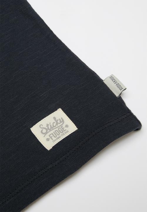 Sticky Fudge - Basic T-shirt - black