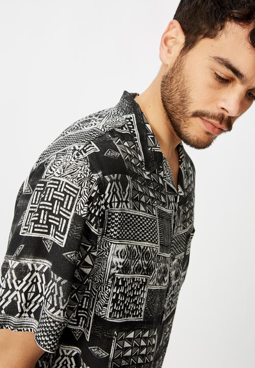 Cotton On - 91 short sleeve shirt - black & white 