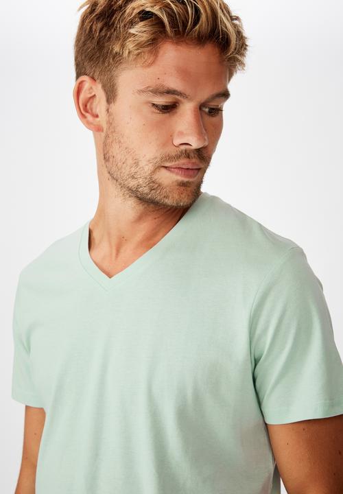 Cotton On - Essential short sleeve v neck tee - blue