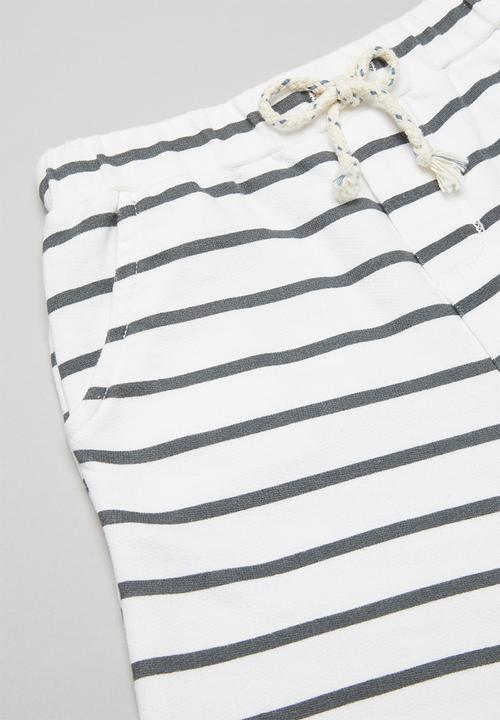 Sticky Fudge - Play shorts - white & grey 