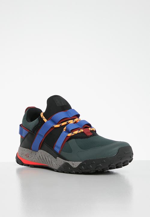 Under Armour - Valsetz Trek - pitch gray / black