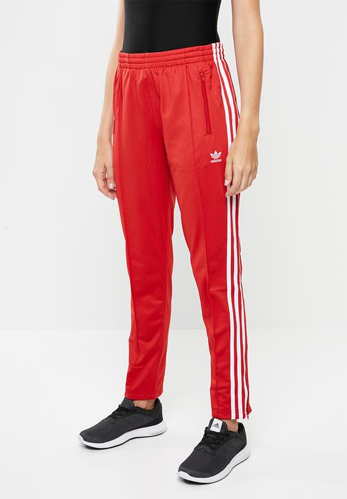 red adidas 3 stripe pants