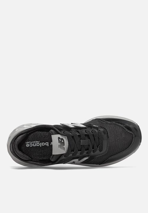 New Balance  - X-70 Racer - black