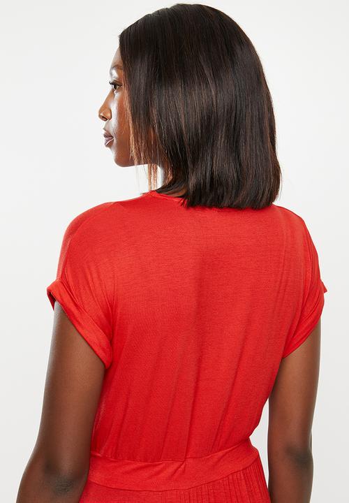 edit - Knot front column dress - red