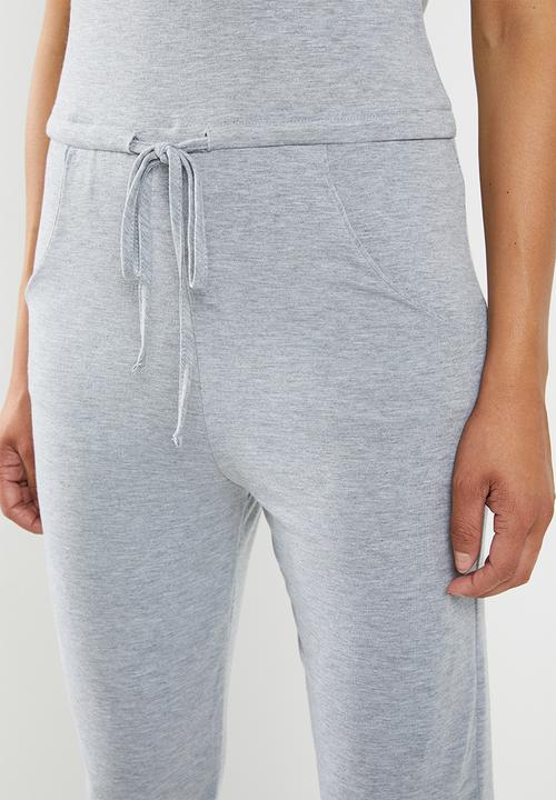 Missguided - Sleeveless jersey jumpsuit - grey