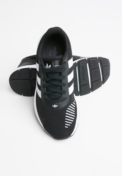 adidas Originals - Swift run rf j - core black/ftwr white