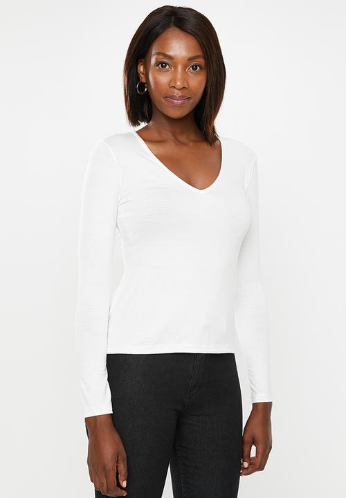 edit - Fitted V-neck tee - milk