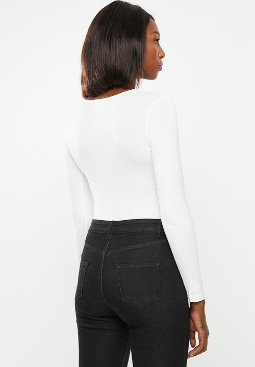 edit - Fitted V-neck tee - milk