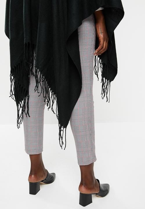 edit - Buttercup poncho - black