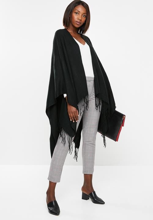 edit - Buttercup poncho - black
