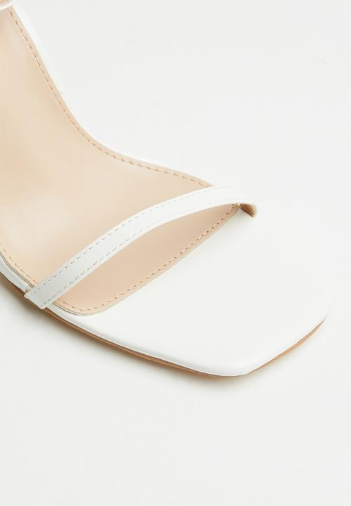 Public Desire - Anna barley there heel  - white