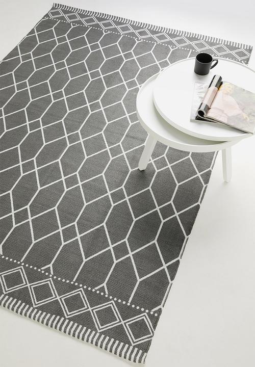 Sixth Floor - Alaina printed outdoor rug - grey