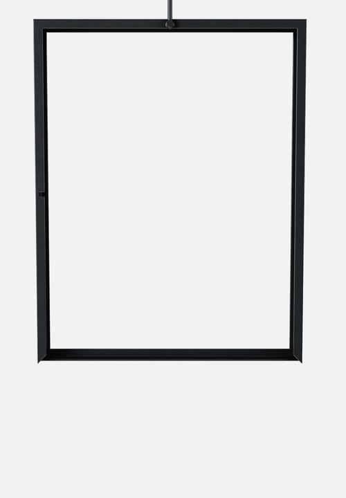 Umbra - Exhibit photo display - black