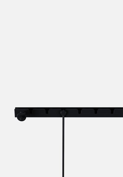 Umbra - Exhibit photo display - black