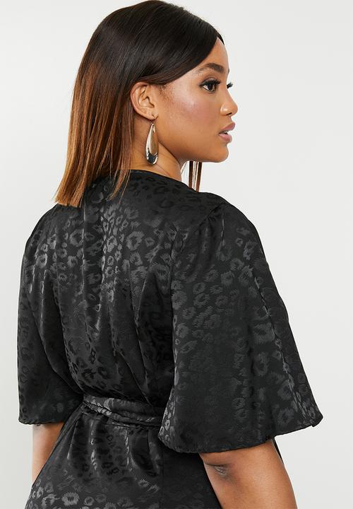 edit Plus - Bell sleeve wrap dress - black
