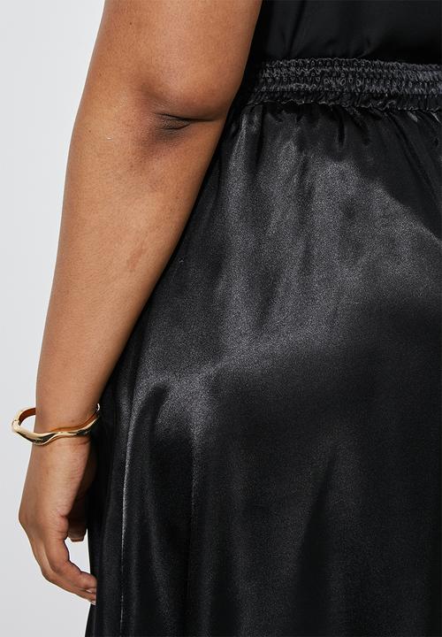 Superbalist - Slit detail slip skirt - black