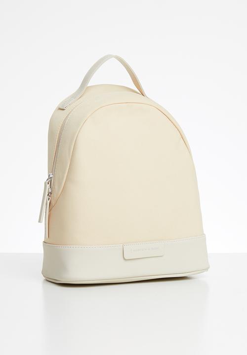 Kapten & Son - Alesund - sandstone