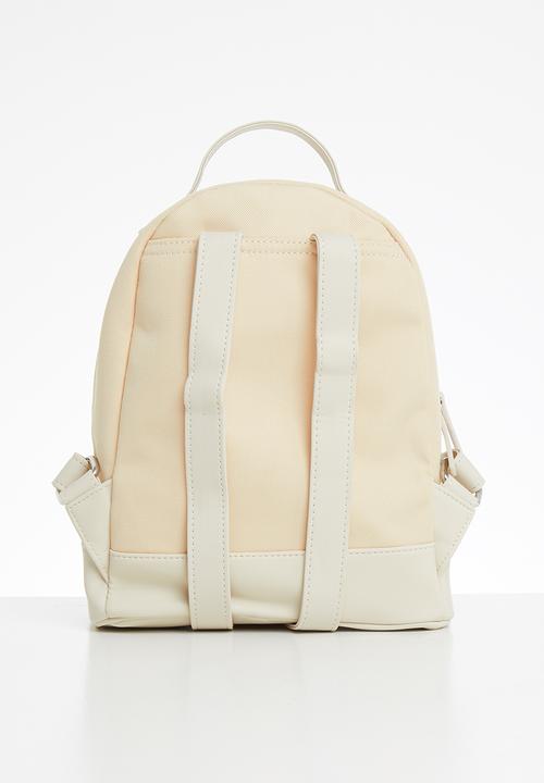 Kapten & Son - Alesund - sandstone