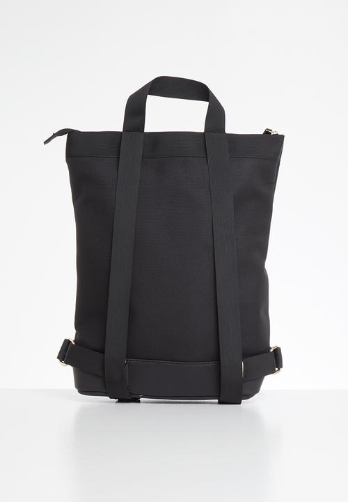 Kapten & Son - Umea - all black