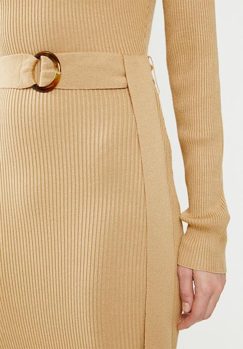 Missguided - Belted roll neck ribbed midi dress - beige 