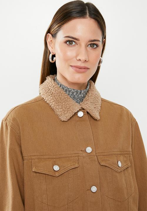 Missguided - Borg collar oversized denim jacket - tan