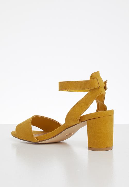 Madison® - Ava block heel - yellow