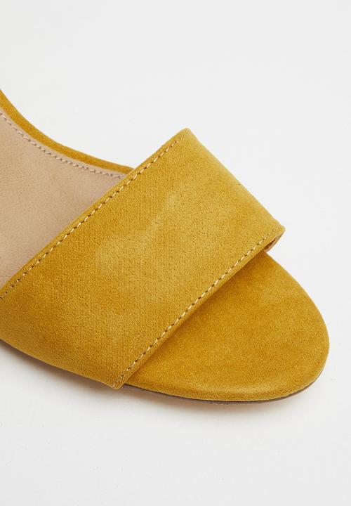 Madison® - Ava block heel - yellow