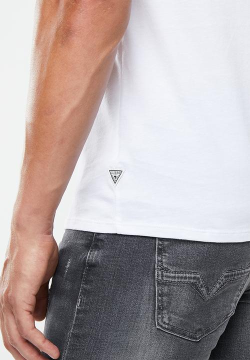 GUESS - Guess horizontal tee - white