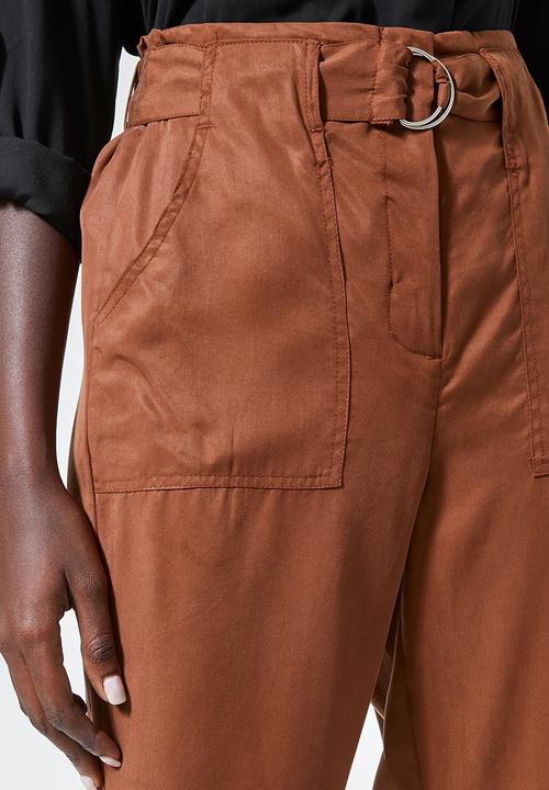 Superbalist - Tapered cargo trousers - rust