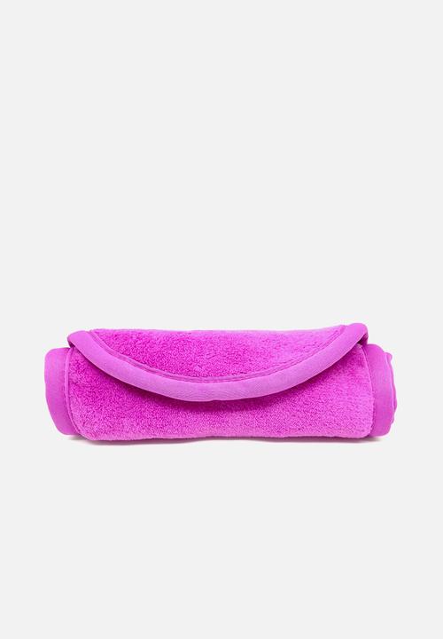 W7 Cosmetics - Magic Make Up Remover Cloth