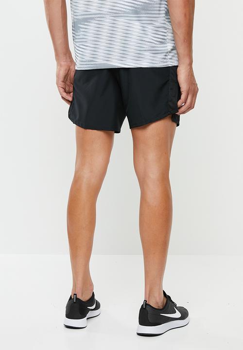 Nike - Nike challenger 7-inch shorts - black