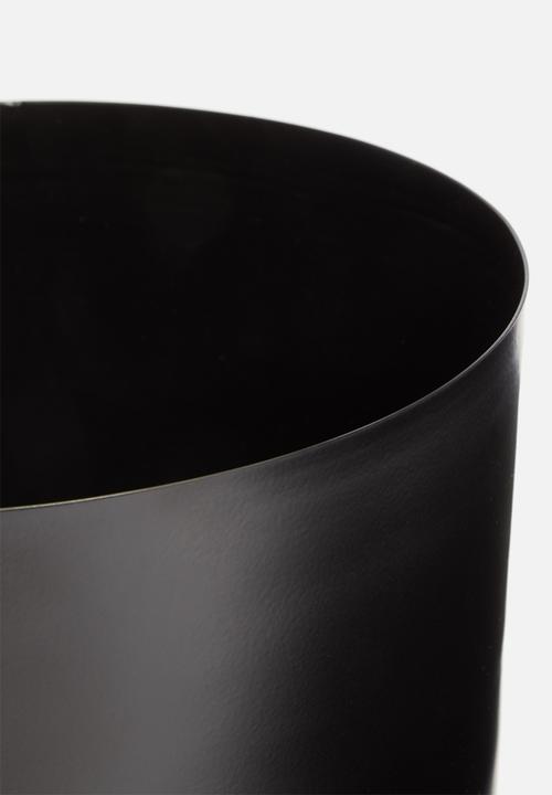 Sixth Floor - Bahati planter - black