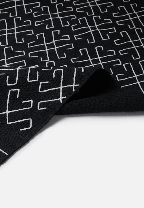 Sixth Floor - Ambrosia woven rug - black & white