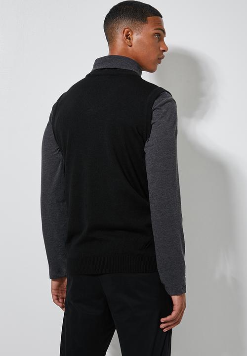 Superbalist - Sleeveless slim fit v-neck knit - black