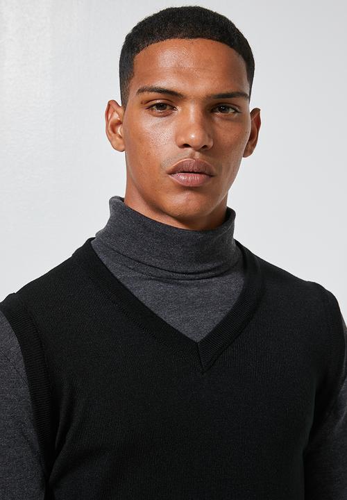 Superbalist - Sleeveless slim fit v-neck knit - black