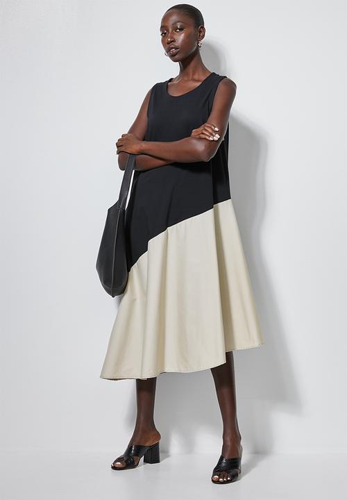 Superbalist - Combo fabric A-line dress- black & stone