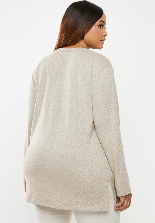 edit Plus - Longer length knit top - beige 