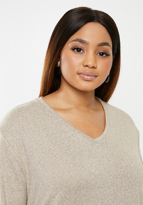 edit Plus - Longer length knit top - beige 
