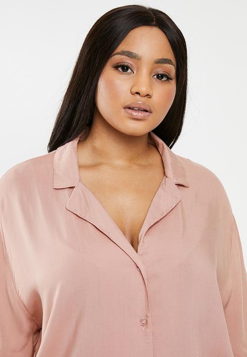 Superbalist - Plus sleep shirt & shorts set - pink