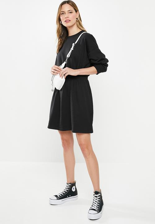 Missguided - Ruched waist and cuff sweater dress - black