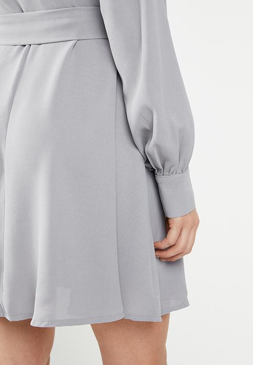 Missguided - Tie belt collar skater dress - grey