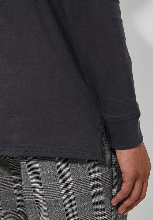 Superbalist - High neck pocket tee - black