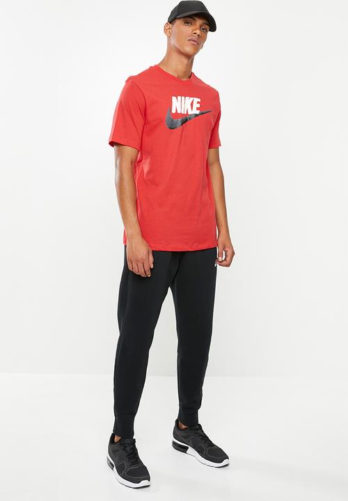 Nike - Nsw brand mark tee - red