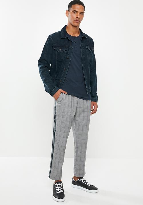 Selected Homme - Amos split neck tee - blue