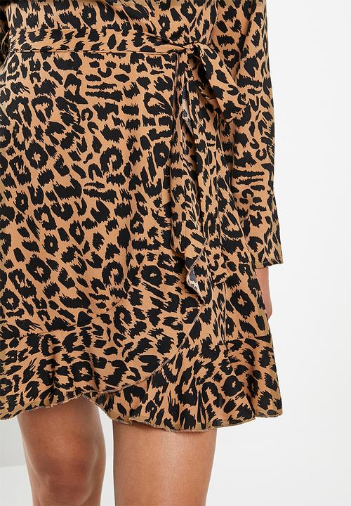 Missguided - Ruffle hem wrap tea dress leopard - black & brown