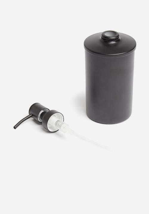 Sixth Floor - Yuki soap dispenser - black