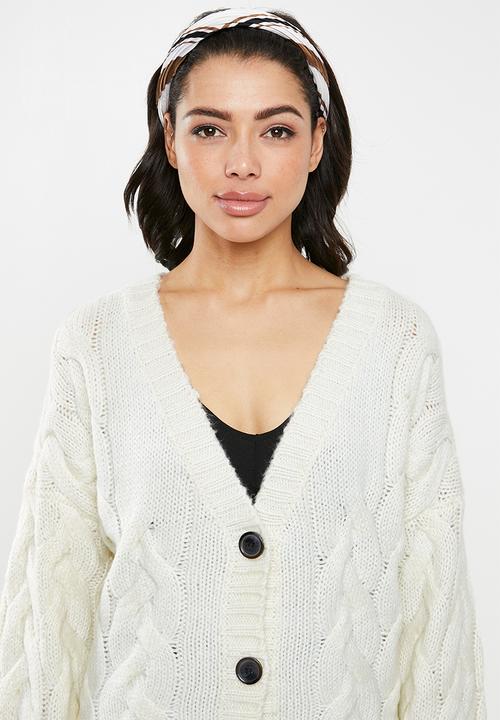Missguided - Knitted cable cardi co-ord - white