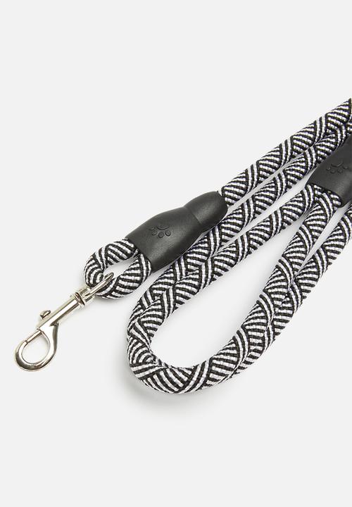 Pet Collection - Rio dog leash - black & white